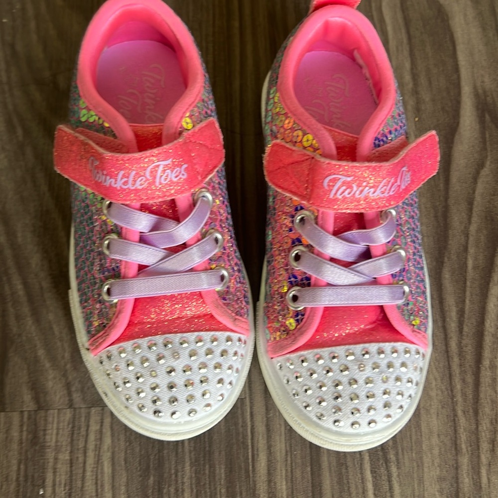 Twinkle toes light ups